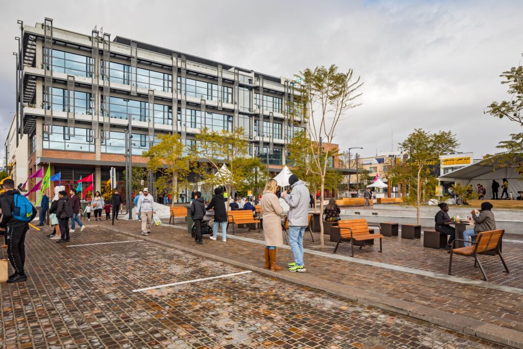 warrick_3_plaza