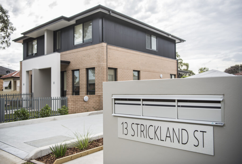 13 Strickland Bass Hill