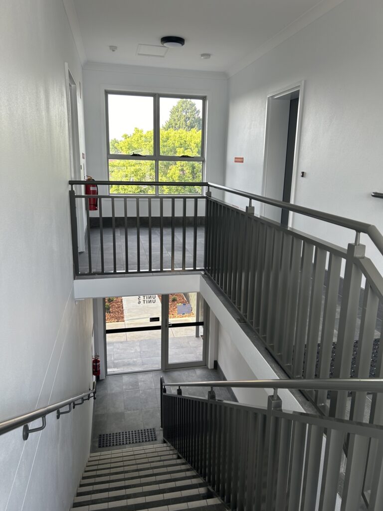 03-stairwell
